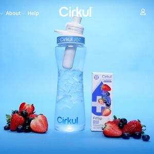 NEW Cirkul Water Bottle and Flavor Cartridge